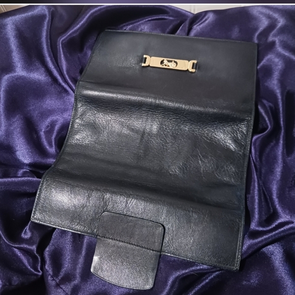 Vintage Celine Crossbody Leather Tri-fold Long Wallet on a Chain - Picture 5 of 15